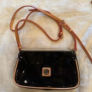 Dooney & Bourke black patent leather crossbody bag